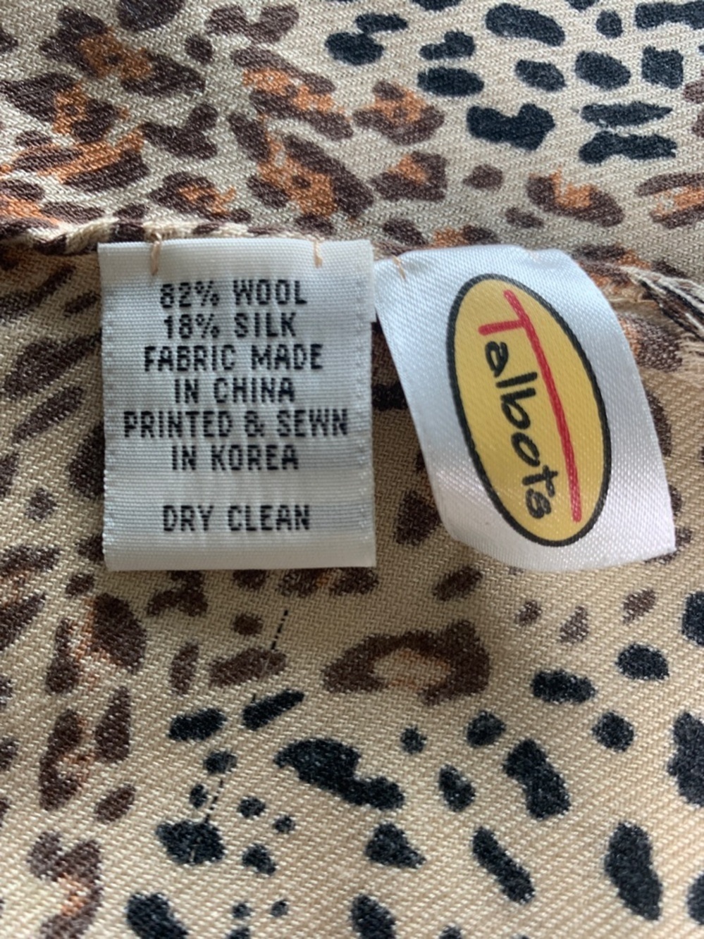 Talbots tan and black animal print scarf wool and silk bkend - Picture 6 of 7